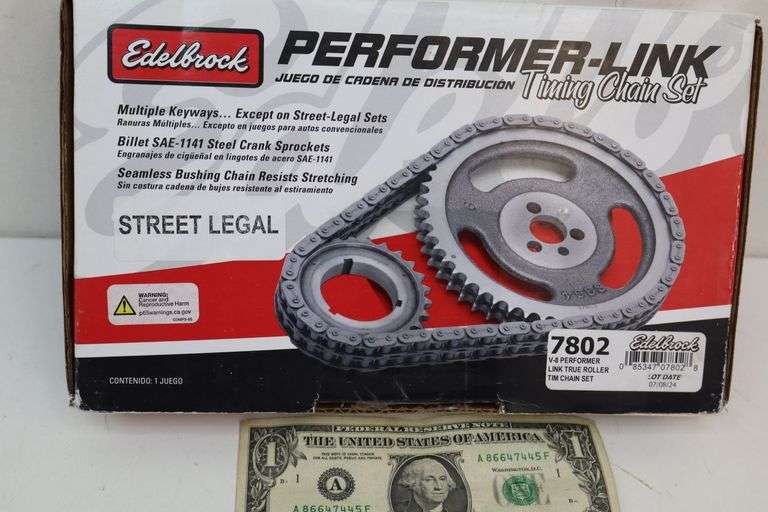NEW Edelbrock Performer-Link V-8 Timing Chain Set! (12C)