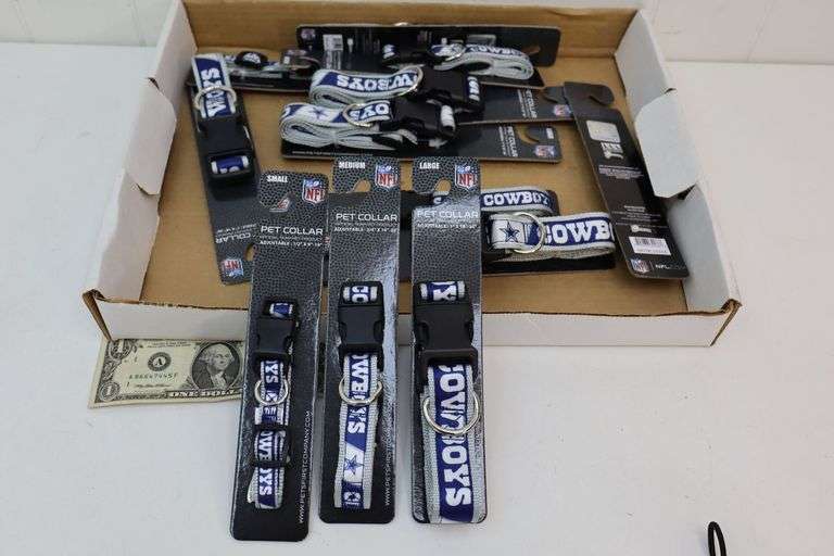 NEW Lot of TWELVE Dallas Cowboys Pet Collars! Assorted Sizes! (13C)