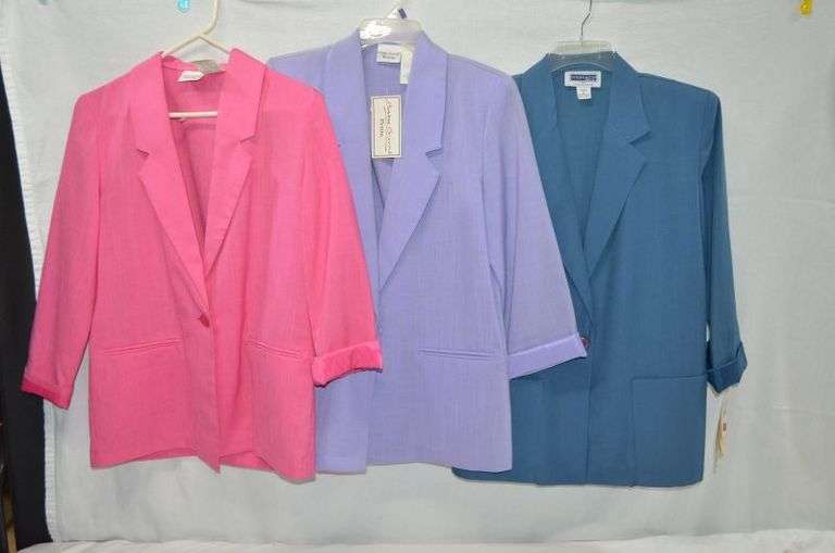 3 BLAZERS - SAG HARBOR, 8 & BOBBIE BROOKS, 8P