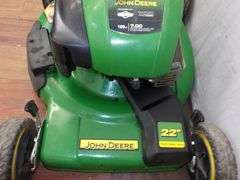 John Deere 22" MowMentum Self-Propelled Lawnmower! Starts and runs, but wont stay running. Most likely just needs carb cleaning/replacement. (RD)