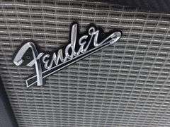 $ Fender Mustang II Guitar Amp! Excellent condition! (W1)