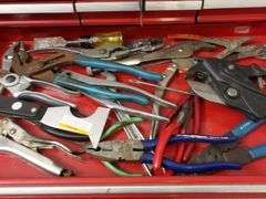 $$ NICE Craftsman 2-Tier Rolling Tool Chest w/TWO Sets of Keys AND CONTENTS!!! View additional photos! Excellent condition! All drawers work great! $$$ (RD)