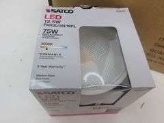 NEW 12CT Case of Satco 75W LED Dimmable Flood Light Bulbs! (6A)
