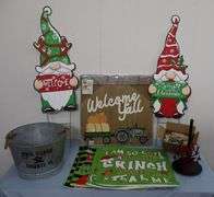 CUTE Lot of ALL NEW Holiday Décor! (7A)