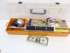 NEW Zebco Rod/Reel & Tackle Combo Kit! (9C)