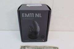 NEW EM11 NL Rechargeable Multi-Device Ergonomic Vertical Mouse! White. (12B)