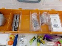 NEW Zebco Rod/Reel & Tackle Combo Kit! (9C)