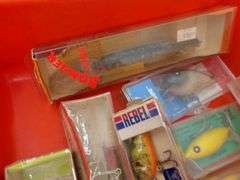 $ Lot of Assorted Vintage Fishing Lures! (12D)