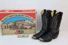 Nice Pair of Vintage Justin Cowboy Boots! Size 8 1/2D (5E)