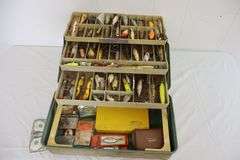 $ Vintage Tackle Box FULL of Vintage Lures & MORE! (5E)
