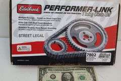 NEW Edelbrock Performer-Link V-8 Timing Chain Set! (12C)