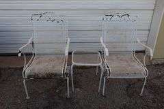 Vintage 3-Piece Wrought Iron Patio Set! Good condition! Just needs repainting! (RD)