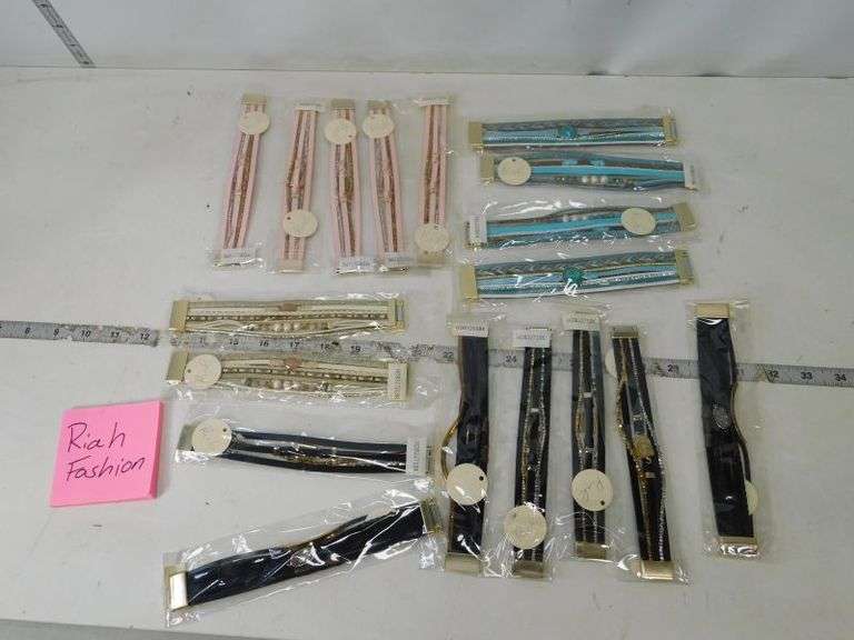 New in Package Riah Fashion Jewelry
