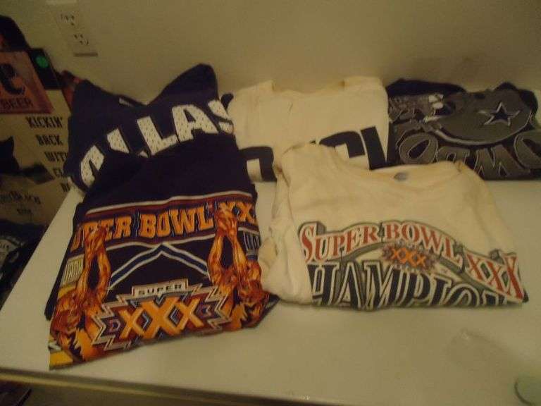 CASH ONLY  Lot of Dallas Cowboys Tshirts, large and Xlarge,. 3 are vintage Superbowl, need washing. (U)