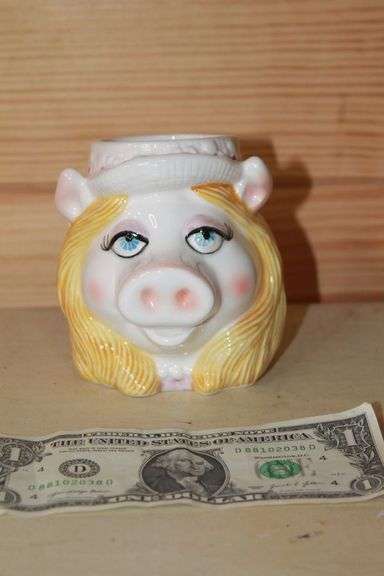 Vintage Sigma Jim Henson 1980's Muppets Miss Piggy 3d Coffee Mug.