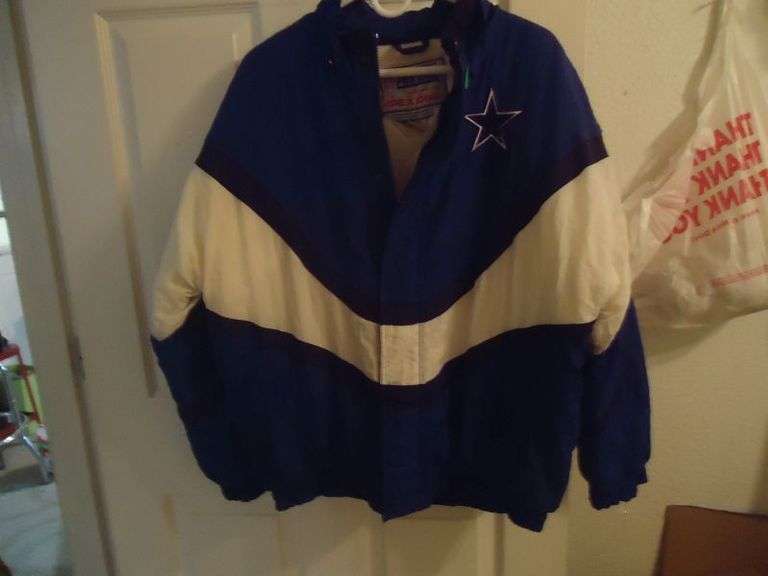 CASH ONLY  Dallas Cowboys, Proline, Apex size S/P Jacket.(U)