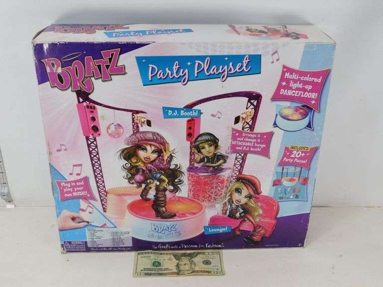 BRATZ - Party Playset - New in Package