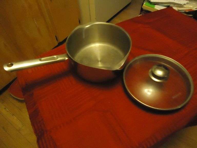 CASH ONLY Wearever Cooking Pan and Lid. (K)