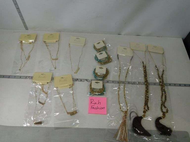 New in Package Riah Fashion Jewelry