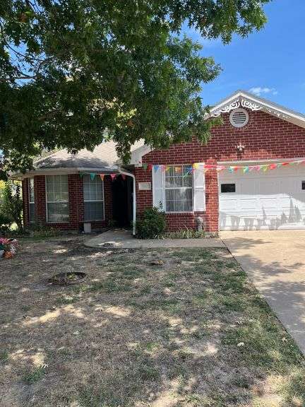 Estate Auction - Leonard, TX