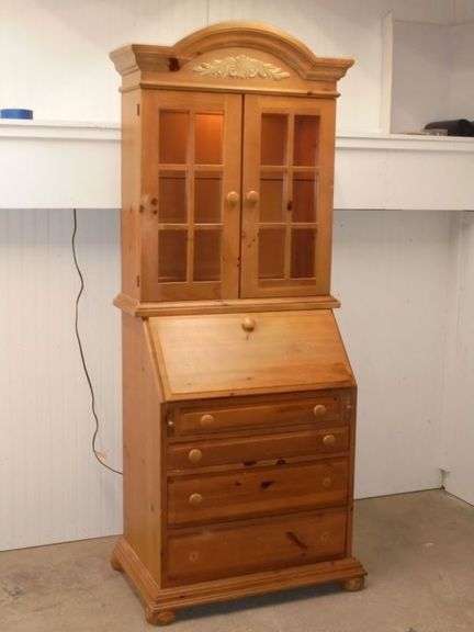 Nice, Vintage Lighted 2pc Secretary Desk / Hutch w/ Drawers.  31 x 19 x 78 tall.