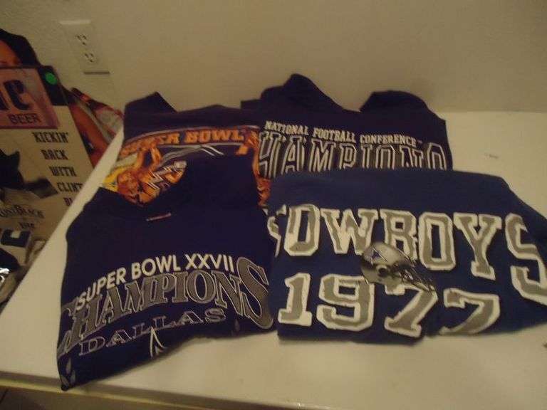 CASH ONLY Vintage Dallas Cowboys large,  Xlarge Tshirts, some Superbowl, look these up.  (U)