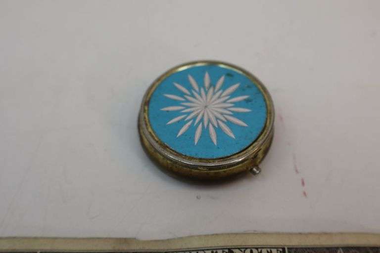 Vintage Blue Starburst Pill Box! (DC)