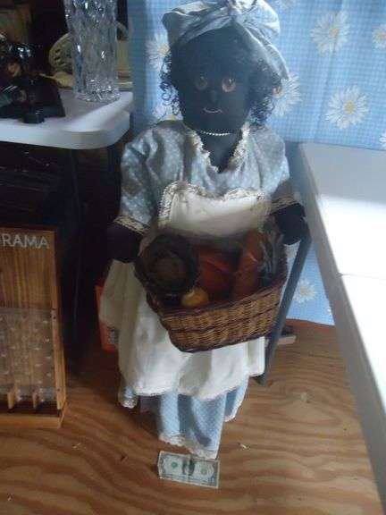CASH ONLY  3ft, tall Aunt Jemima, needs her dress washed.