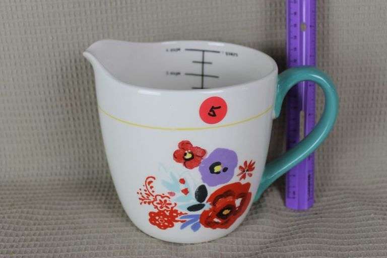 CASH ONLY Pioneer Woman Large Measuring Cup (4 Cups/1Qt)  (B1-1)