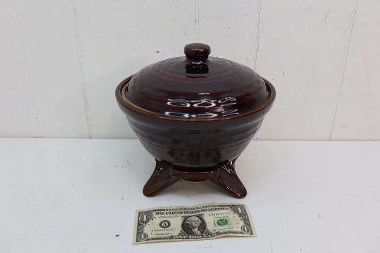 Nice Stoneware Covered Casserole Dish w/Warmer! (T1)