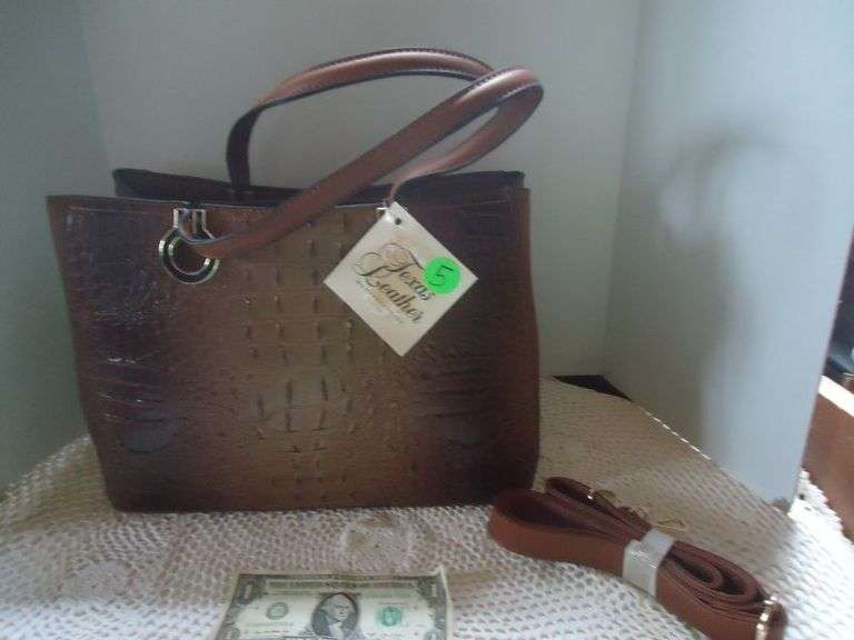 CASH ONLY  New with tag, Texas leather Handbag.