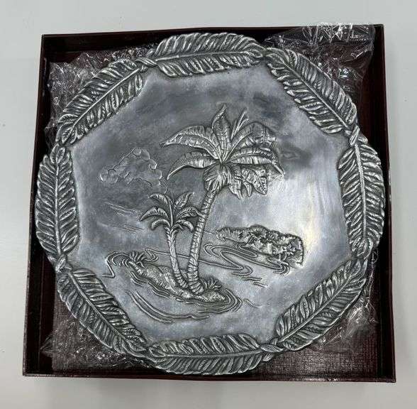 Vintage Arthur Court Decorative Metal Serving Platter with Raised Palm Tree with Original Box - 14" Diameter *2 Pictures*