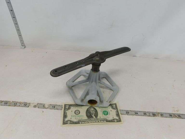 Yard Metal Sprinkler-