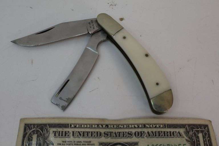 Vintage Bear Hunter 2-Blade Bone Handle Pocket Knife! (DC)