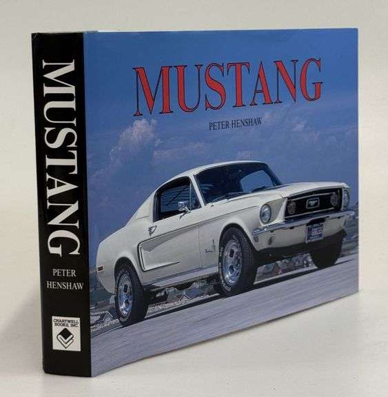 Cool Coffee Table Book - Mustang by Peter Henshaw - Hardcover *3 Pictures*