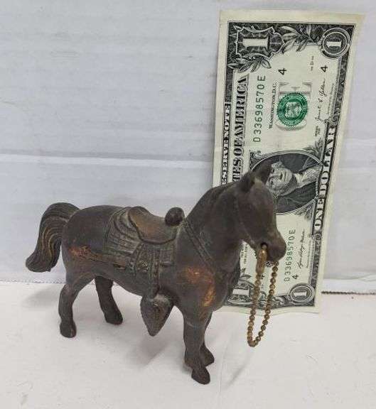 Metal Horse. ~ cash only ~ . (1A)