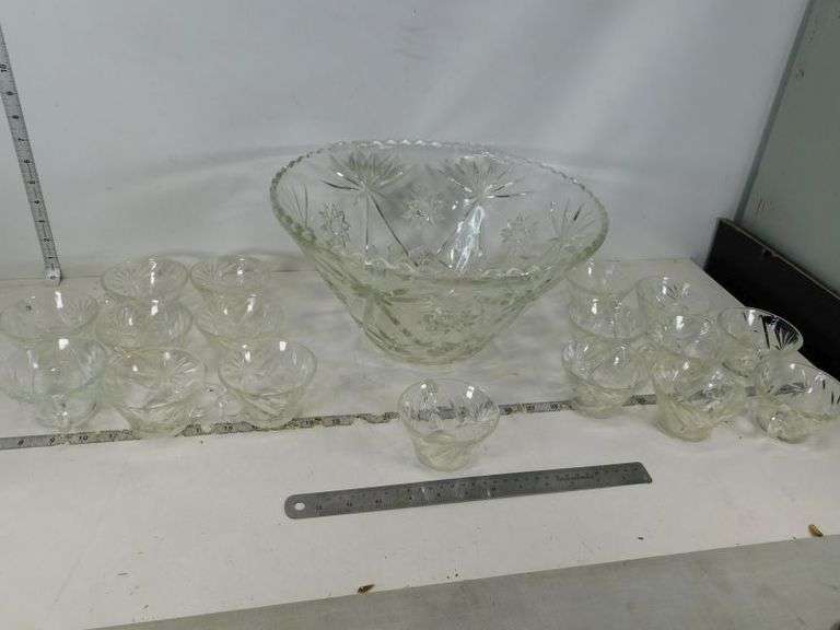 Punch Bowl- W/ Cups- Heavy