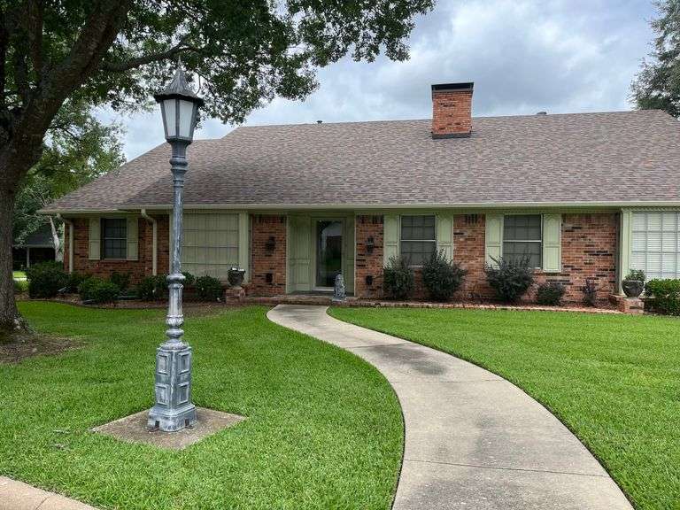 COMMERCE ESTATE