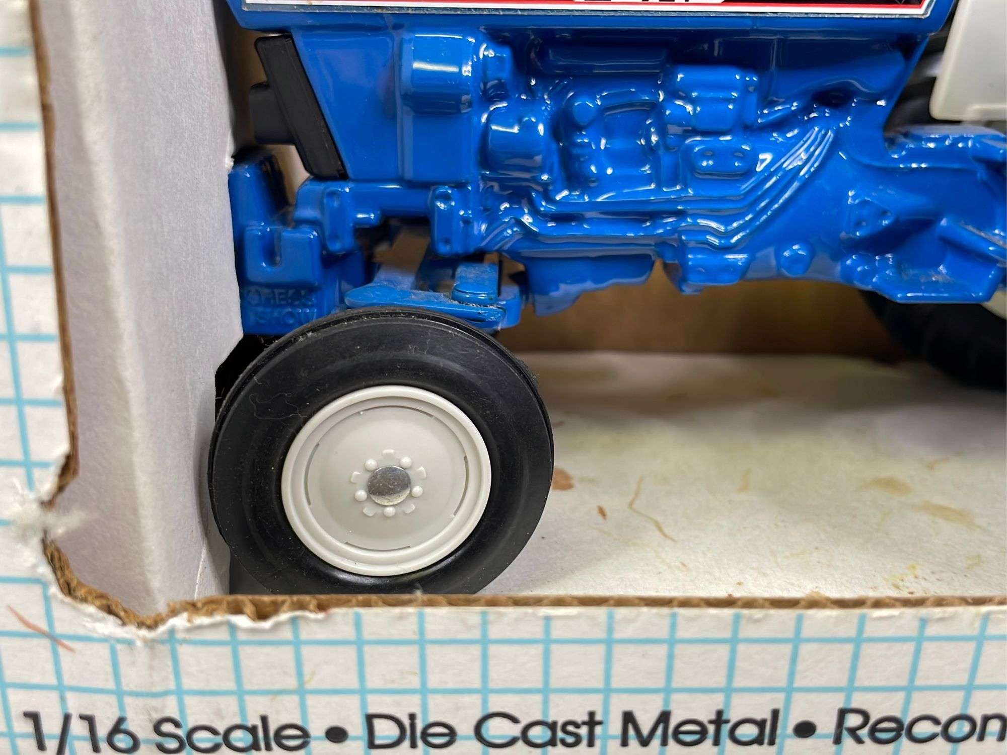 Ford 4630 Utility Tractor, 1/16 Scale, Scale Models - United Edge