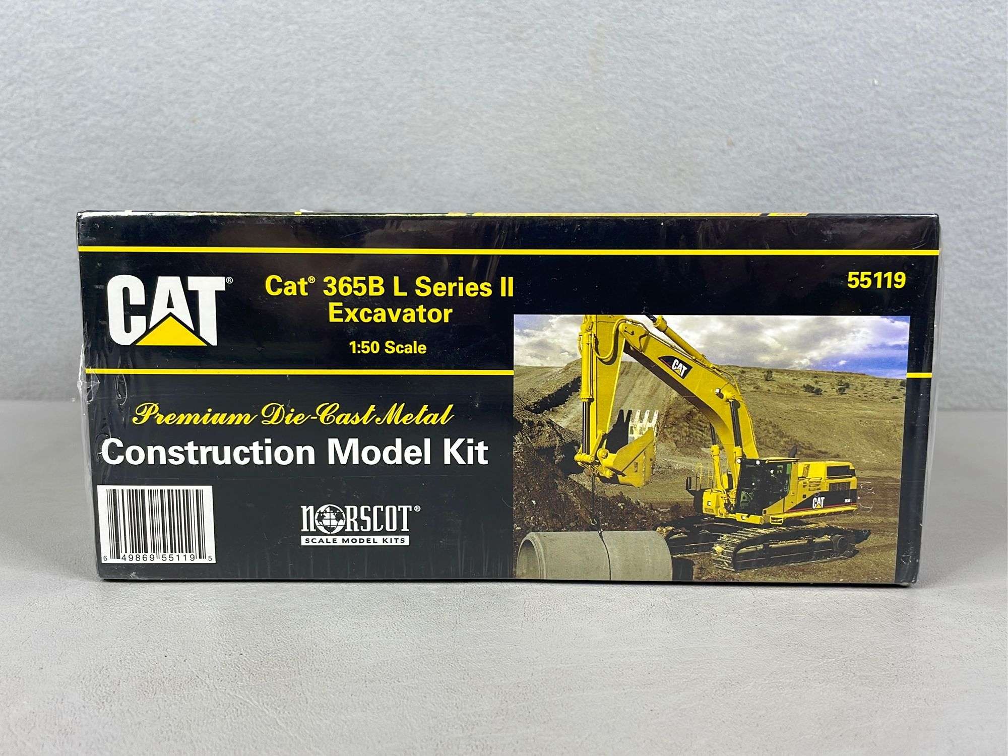 非売品　CAT 365B L SERIES II ダイキャストモデル Amazon.co.jp: Norscot 1/50 Scale Diecast - 55058 Cat 365b l