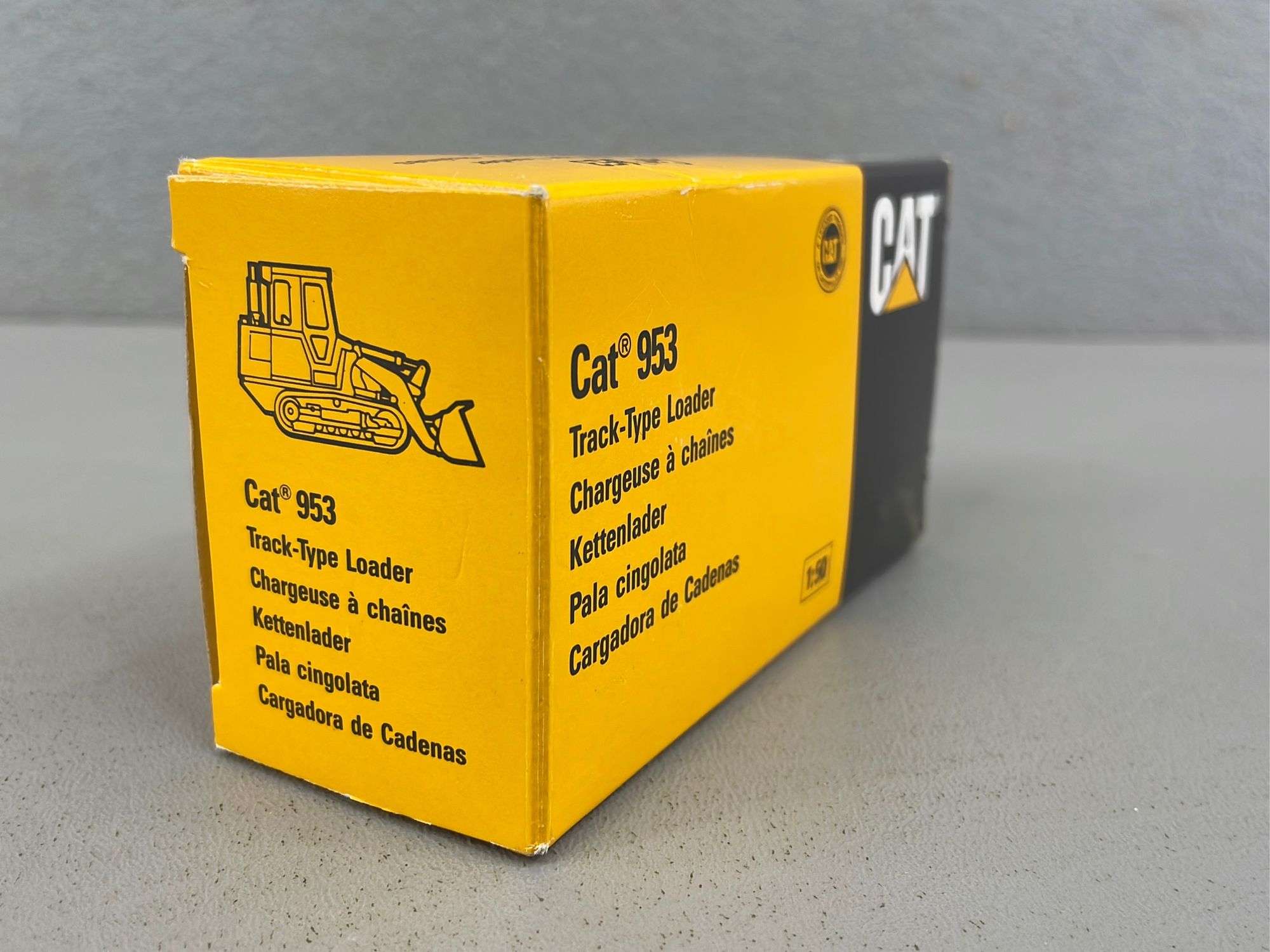 Cat 953 トラック タイプ ローダー 1:50 1/50 Caterpillar 953 Track-Type Loader - NZG | AgFarmToys.com