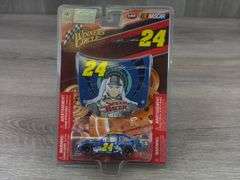 Jeff Gordon #24 DuPont & Pepsi-Star Wars Race Cars, 1/64, Winner’s Circle & Action