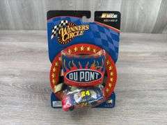 Jeff Gordon #24 DuPont & Pepsi-Star Wars Race Cars, 1/64, Winner’s Circle & Action