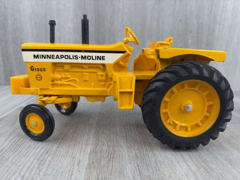 Minneapolis-Moline G1000 WF, 1/16, Ertl