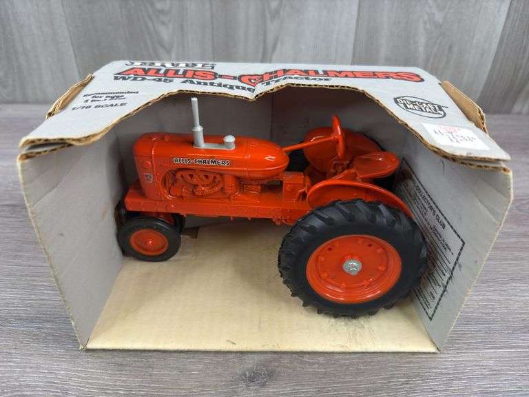 Allis-Chalmers WD45 Antique Tractor, 1/16, Ertl, Stock #1208