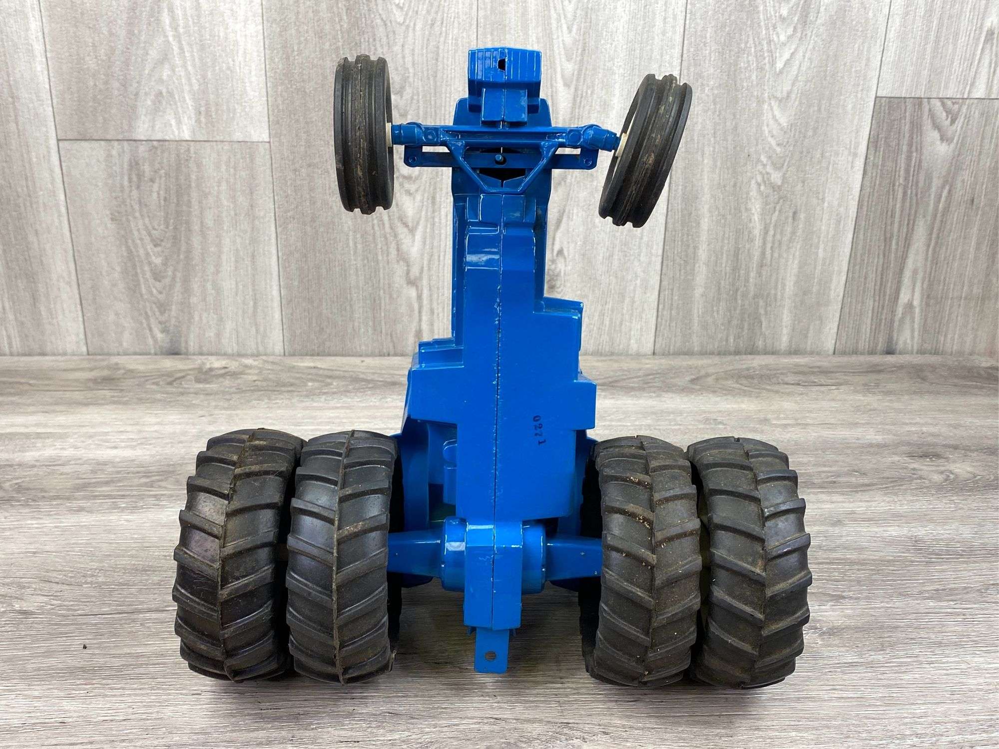 【アメリカン雑貨】ERTL FORD Ford TW-20 Duals, 1/12, Ertl, Stock 818/819 - United Edge