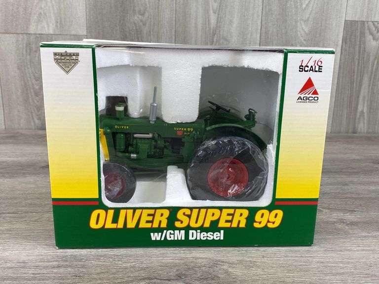 Oliver Super 99 WF, 2007 Mark Twain Toy Show