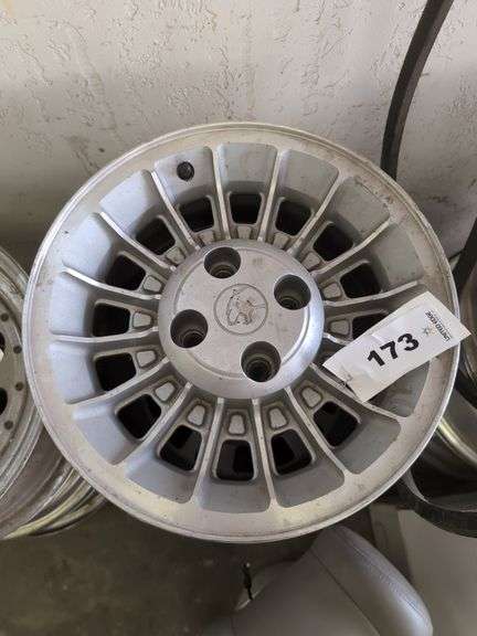 16" Diameter, 2.5" Hub, 8" Width, Mercury Cougar Wheels