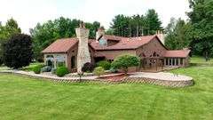Tract 1: 93+/- Ac., House, Hangar & Runway