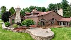 Tract 1: 93+/- Ac., House, Hangar & Runway